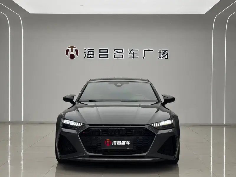 2021 Audi RS 7 с пробегом 79 000 км