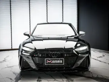 2024 Audi RS 7 с пробегом 24 000 км