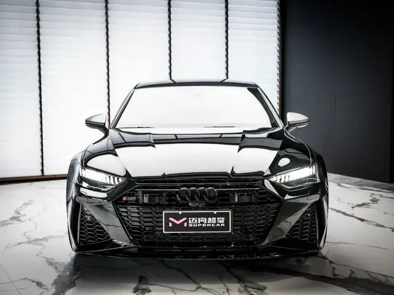 2024 Audi RS 7 с пробегом 24 000 км