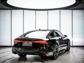 2024 Audi RS 7 с пробегом 24 000 км