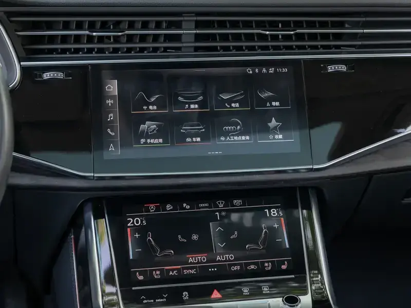 2023 Audi Q8 с пробегом 33 000 км