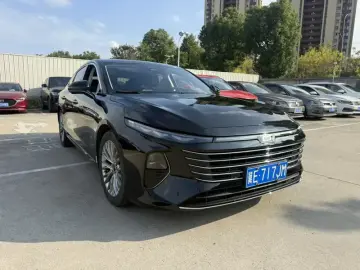2024 Bestune B70 с пробегом 22 000 км