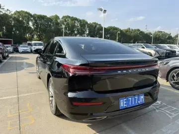 2024 Bestune B70 с пробегом 22 000 км
