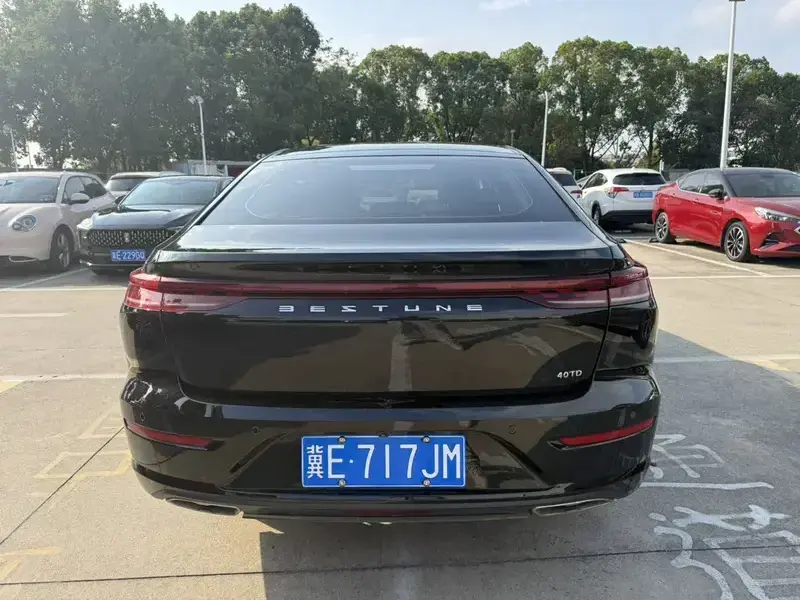 2024 Bestune B70 с пробегом 22 000 км