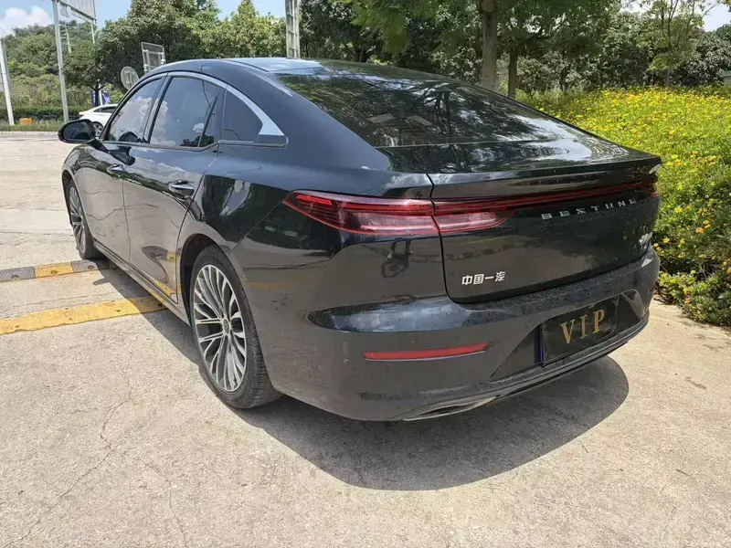 2024 Bestune B70 с пробегом 40 000 км
