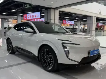 2026 Avatr 07 с пробегом 10 000 км