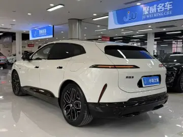 2026 Avatr 07 с пробегом 10 000 км