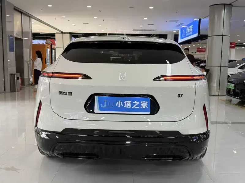 2026 Avatr 07 с пробегом 10 000 км
