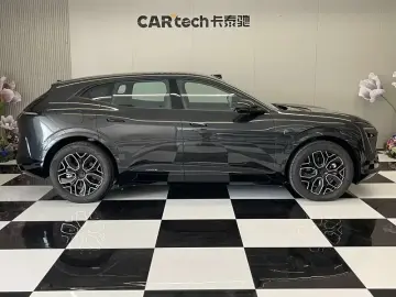 2026 Avatr 07 с пробегом 5 900 км