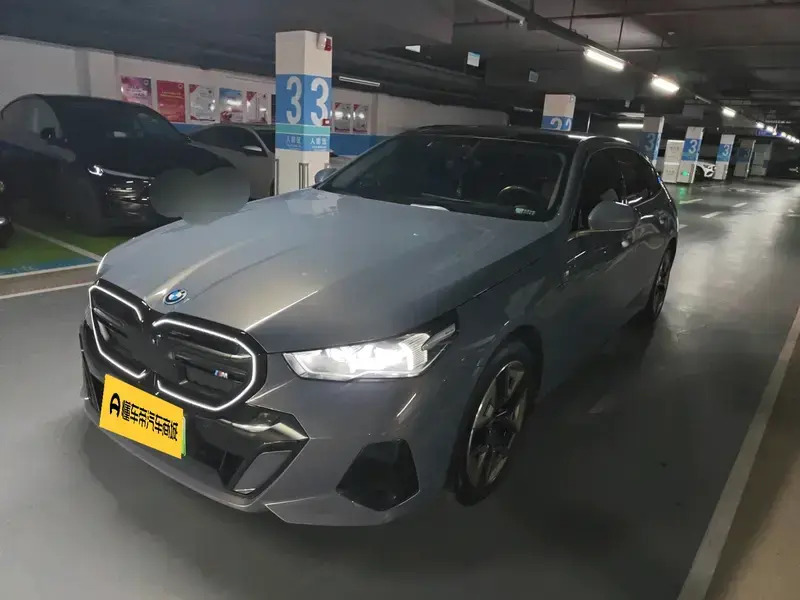 2024 BMW i5 с пробегом 54 700 км