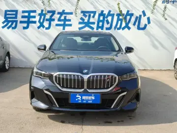 2024 BMW i5 с пробегом 12 600 км