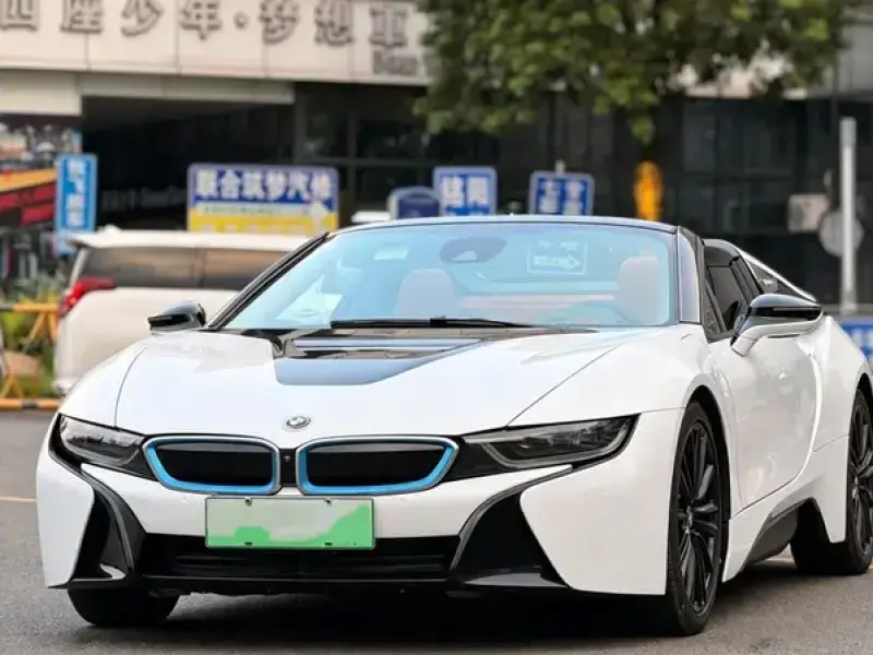 2019 BMW i8 с пробегом 50 000 км