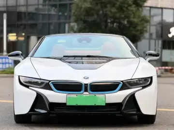 2019 BMW i8 с пробегом 50 000 км