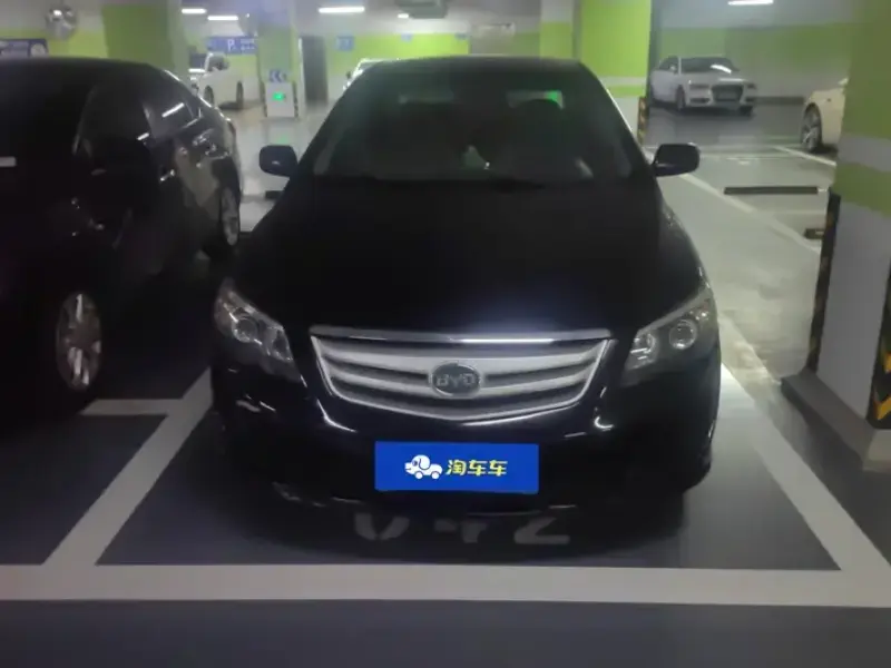 2012 BYD L3 с пробегом 56 000 км