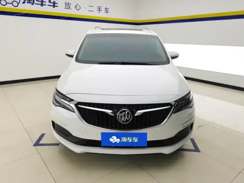 2021 Buick GL6 с пробегом 19 000 км