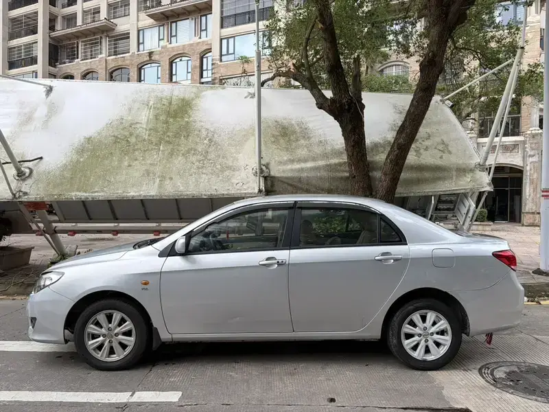 2013 BYD L3 с пробегом 110 000 км
