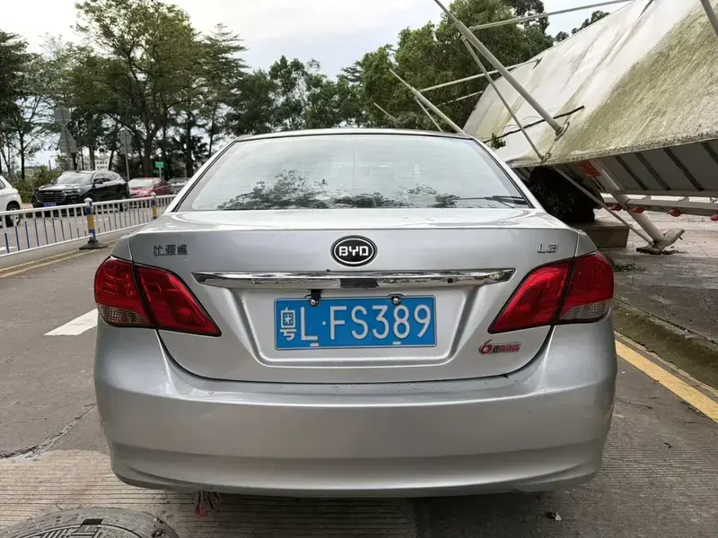2013 BYD L3 с пробегом 110 000 км