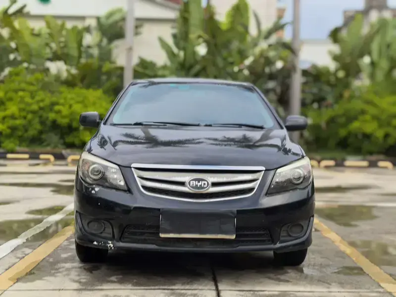 2012 BYD L3 с пробегом 120 000 км