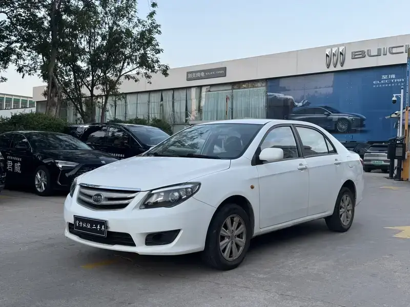 2015 BYD L3 с пробегом 100 000 км