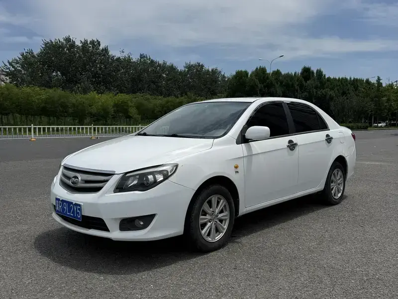 2015 BYD L3 с пробегом 100 000 км