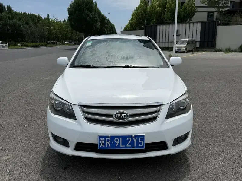 2015 BYD L3 с пробегом 100 000 км