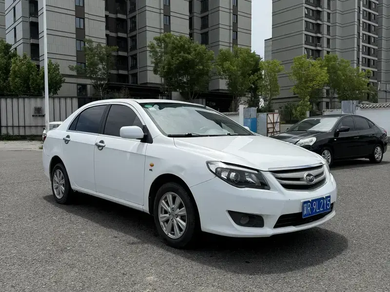 2015 BYD L3 с пробегом 100 000 км