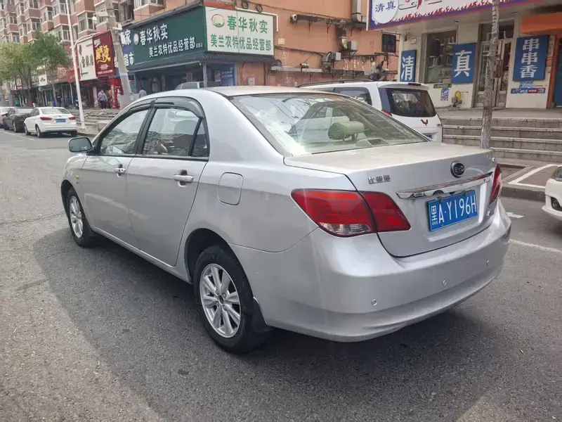 2013 BYD L3 с пробегом 140 000 км