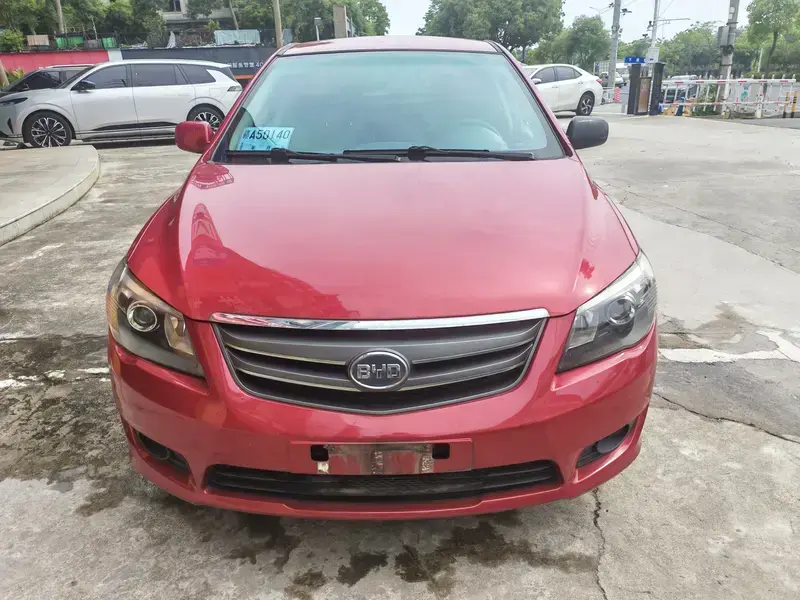 2013 BYD L3 с пробегом 70 000 км