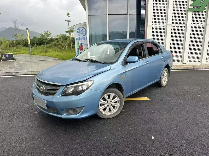 2013 BYD L3 с пробегом 72 000 км