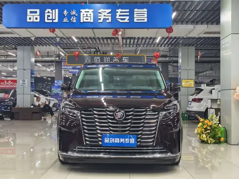 2022 Buick GL8 с пробегом 16 000 км