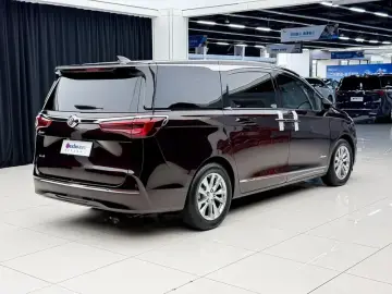 2022 Buick GL8 с пробегом 55 000 км