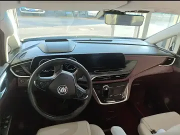 2022 Buick GL8 с пробегом 55 000 км