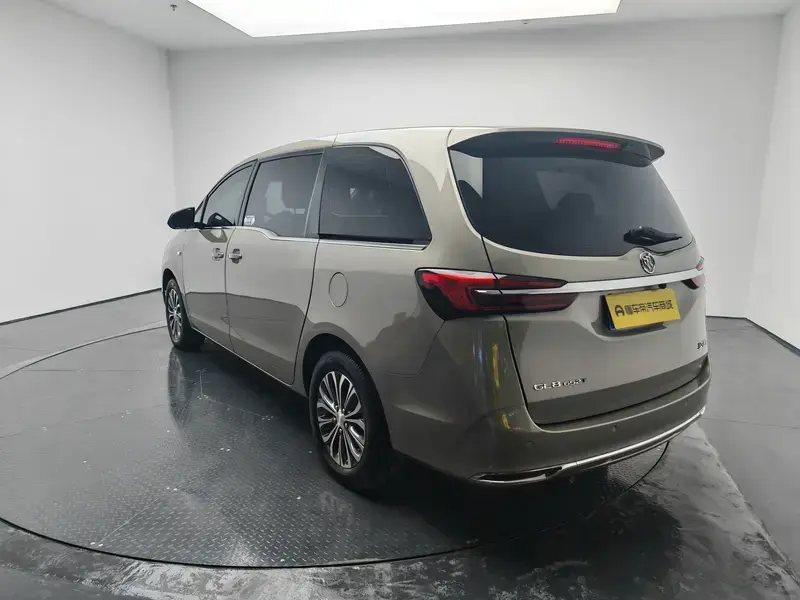 2022 Buick GL8 с пробегом 50 400 км