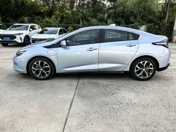 2017 Buick Velite 5 с пробегом 74 000 км