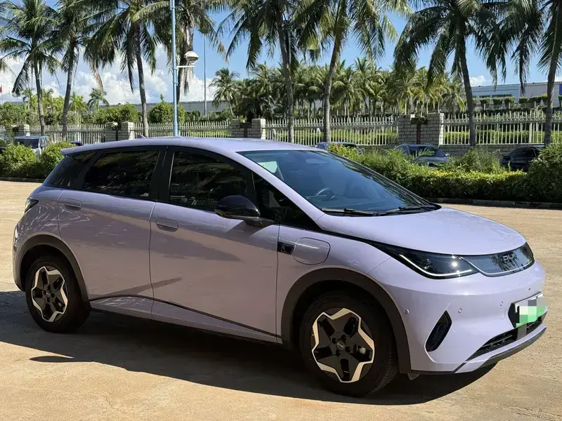 2025 BYD Dolphin с пробегом 17 000 км
