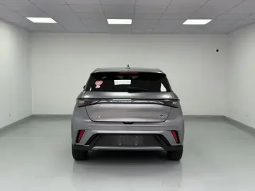 2023 BYD Dolphin с пробегом 31 600 км