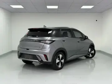 2023 BYD Dolphin с пробегом 31 600 км