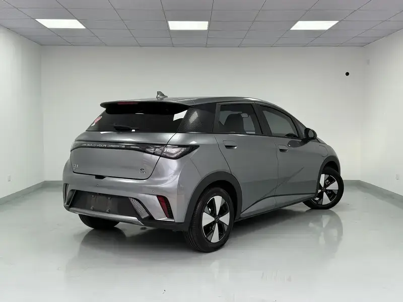 2023 BYD Dolphin с пробегом 31 600 км