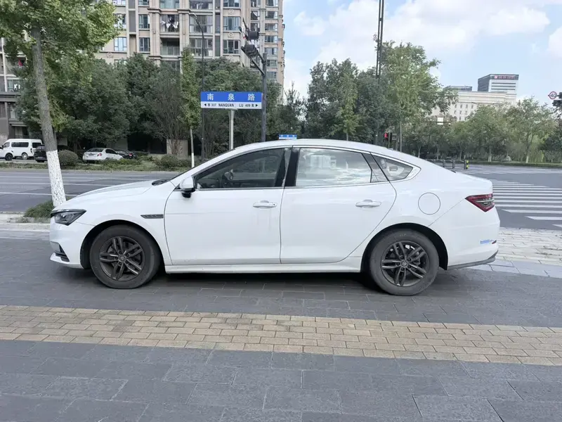 2019 BYD Qin Pro с пробегом 40 000 км
