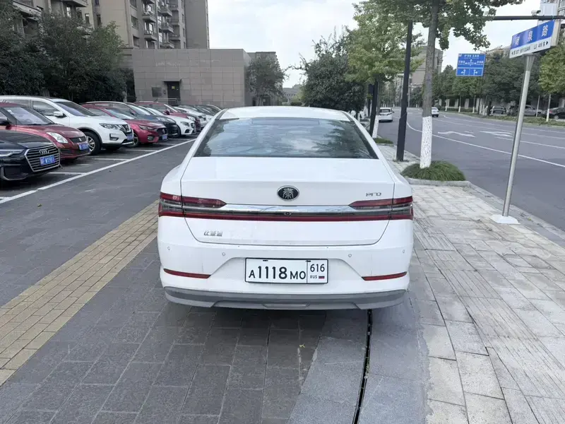 2019 BYD Qin Pro с пробегом 40 000 км