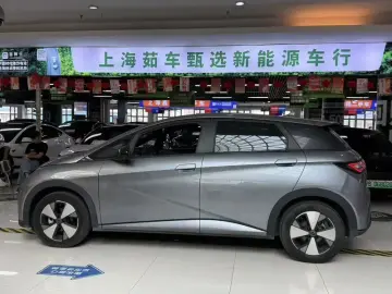 2023 BYD Dolphin с пробегом 50 000 км