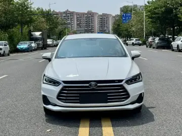 2020 BYD Qin Pro с пробегом 100 000 км