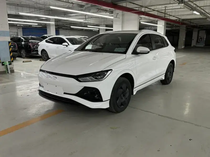 2023 BYD E2 с пробегом 46 800 км