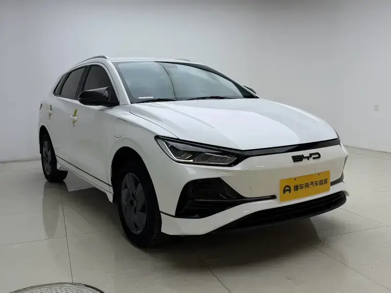2024 BYD E2 с пробегом 29 300 км