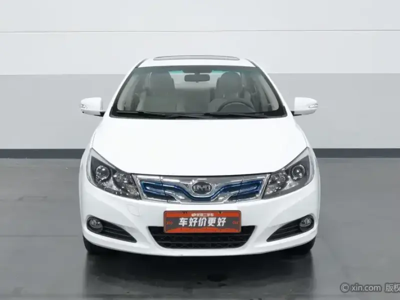 2017 BYD E5 с пробегом 37 100 км