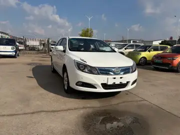 2017 BYD E5 с пробегом 74 000 км
