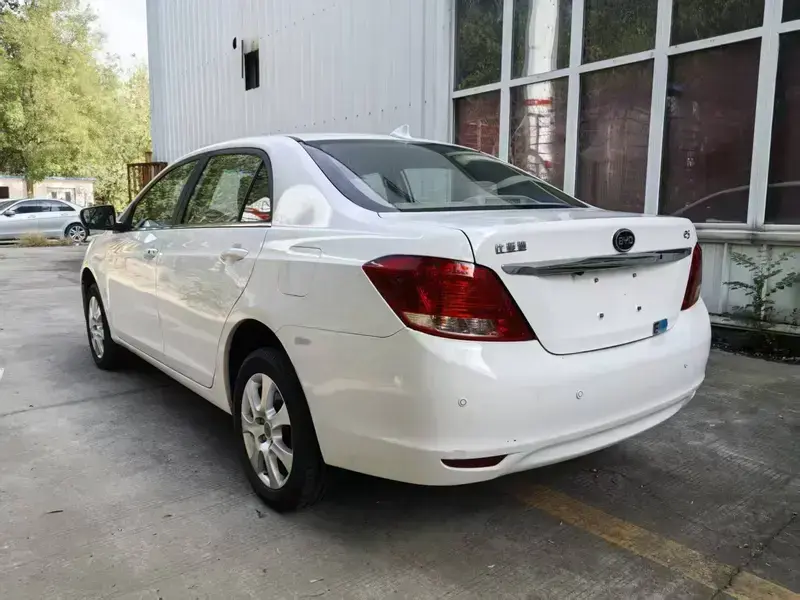 2017 BYD E5 с пробегом 81 000 км