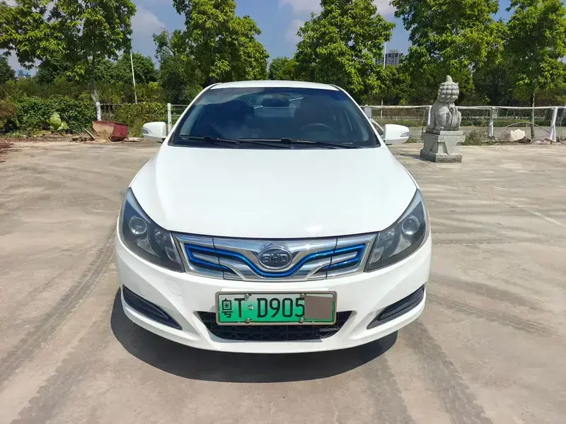 2018 BYD E5 с пробегом 183 000 км