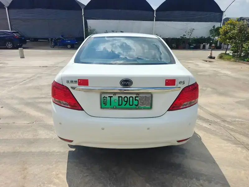2018 BYD E5 с пробегом 183 000 км