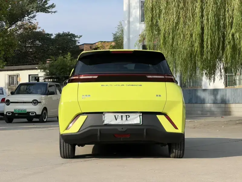 2023 BYD Seagull с пробегом 17 000 км